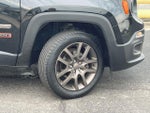 2016 Renegade Thumbnail 32