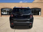 2016 Renegade Thumbnail 7