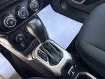 2016 Renegade Thumbnail 38