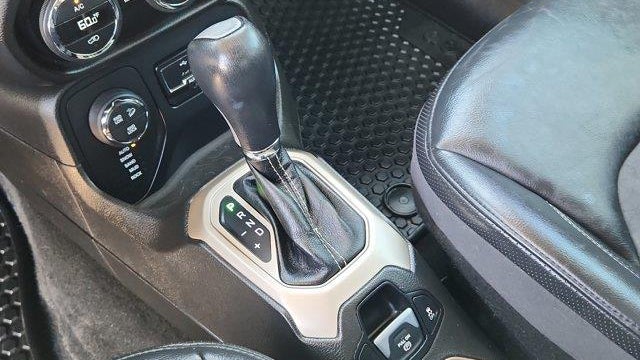 2017 Jeep Renegade Trailhawk