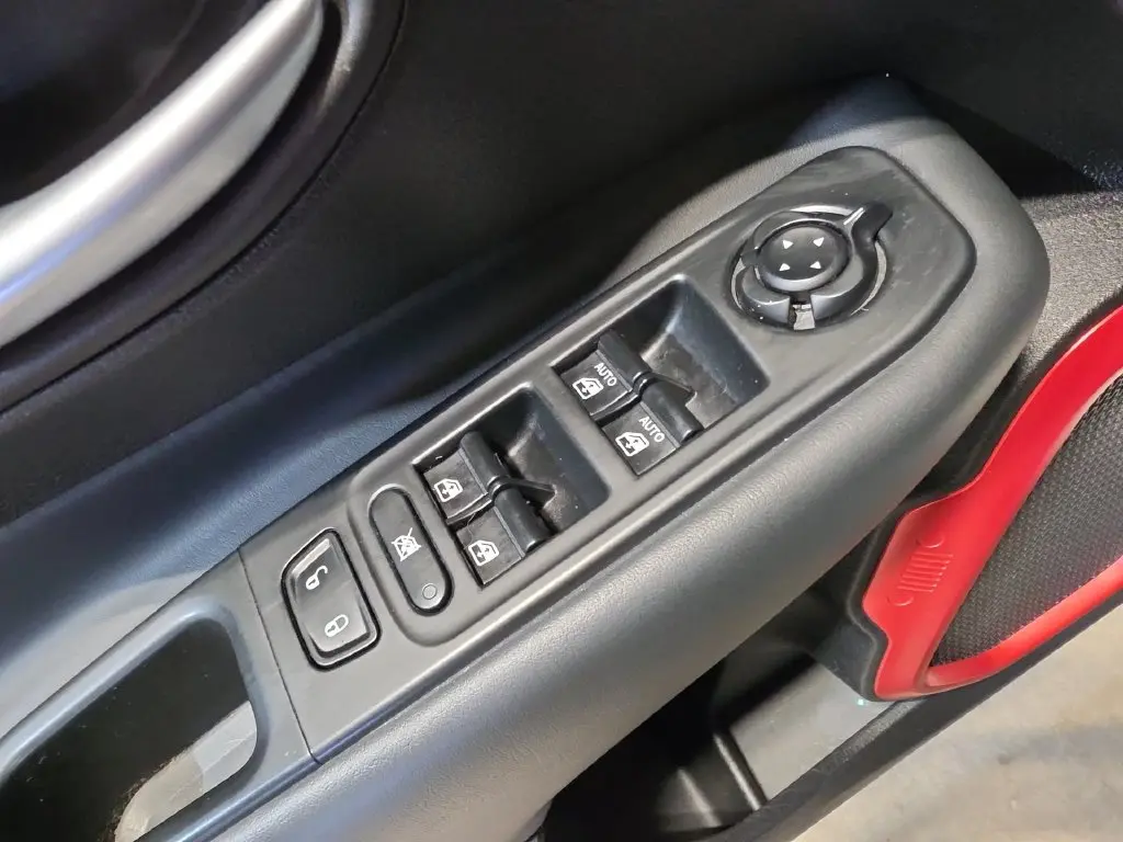 2017 Jeep Renegade - $12,758