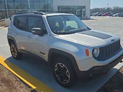 2017 Jeep Renegade 4X4 Trailhawk 4DR SUV