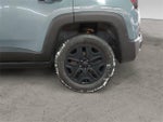 2017 Renegade Thumbnail 14