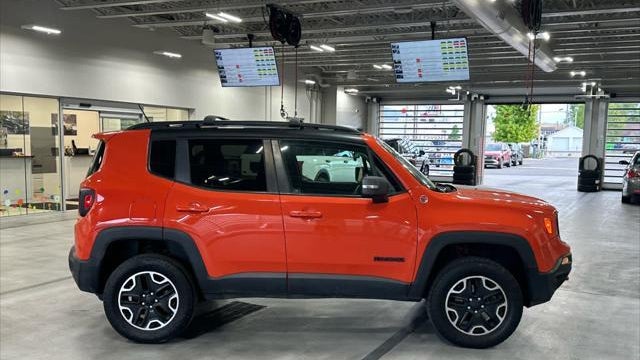 2016 Jeep Renegade Trailhawk