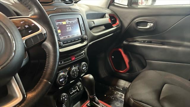 2016 Jeep Renegade Trailhawk