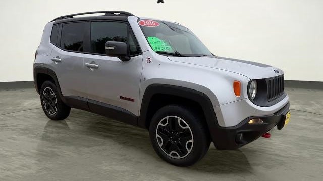 2016 Jeep Renegade Trailhawk