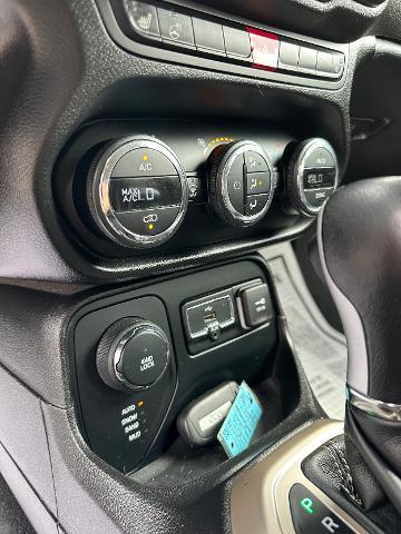 2016 Jeep Renegade - $13,999