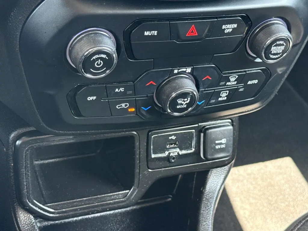 2020 Jeep Renegade - $10,901