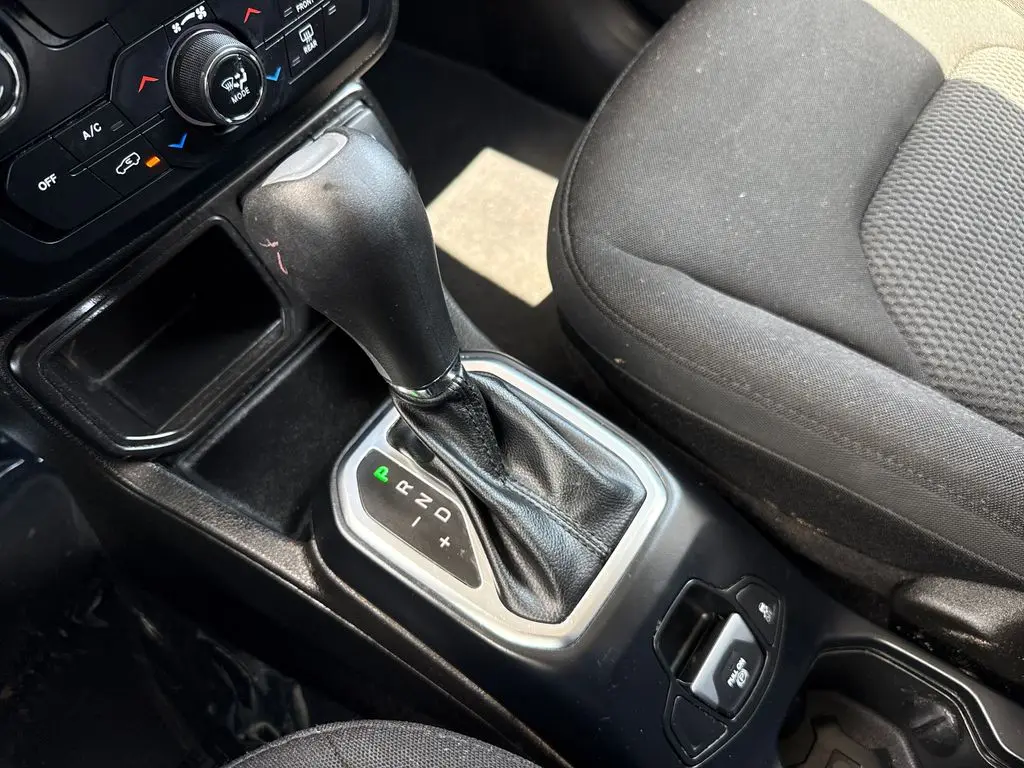 2020 Jeep Renegade - $10,901