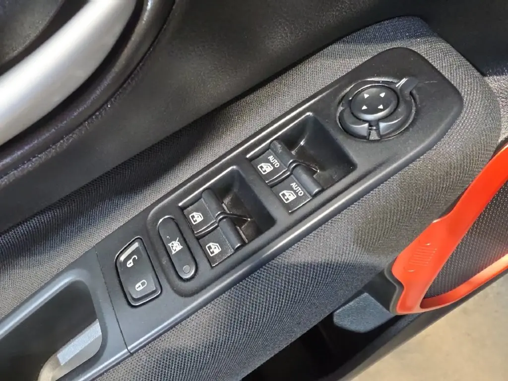 2020 Jeep Renegade - $16,500