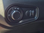 2019 Renegade Thumbnail 24