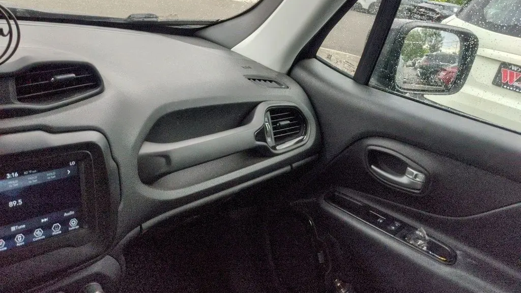 2020 Jeep Renegade Altitude
