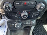 2019 Renegade Thumbnail 23