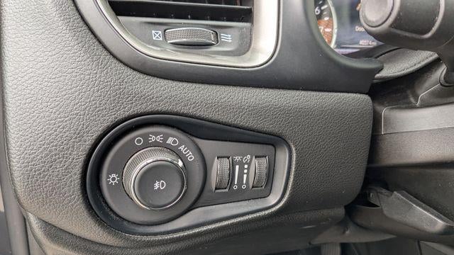 2022 Jeep Renegade (Red) Edition