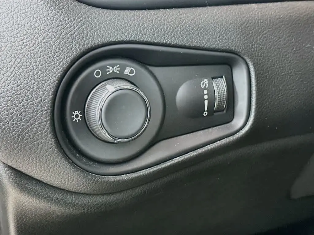 2023 Jeep Renegade - $19,331