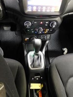 2023 Renegade Thumbnail 24