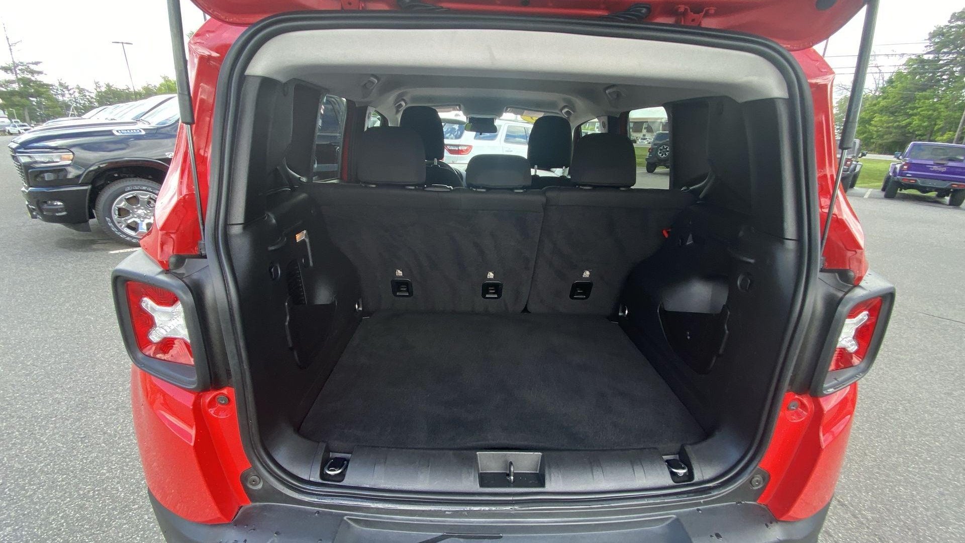 2023 Jeep Renegade Latitude