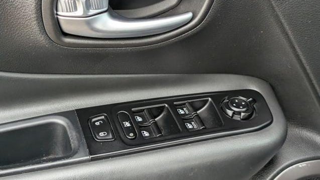 2022 Jeep Renegade (Red) Edition
