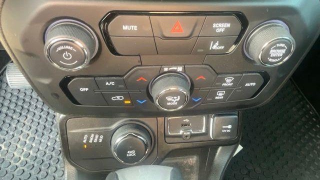2023 Jeep Renegade Upland
