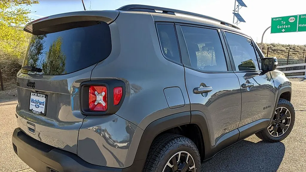 2023 Jeep Renegade Latitude