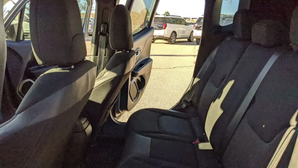 2023 Jeep Renegade Latitude