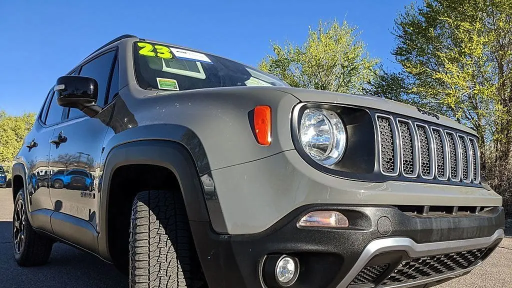 2023 Jeep Renegade Latitude