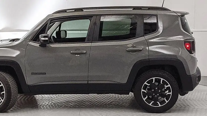 2023 Jeep Renegade Upland