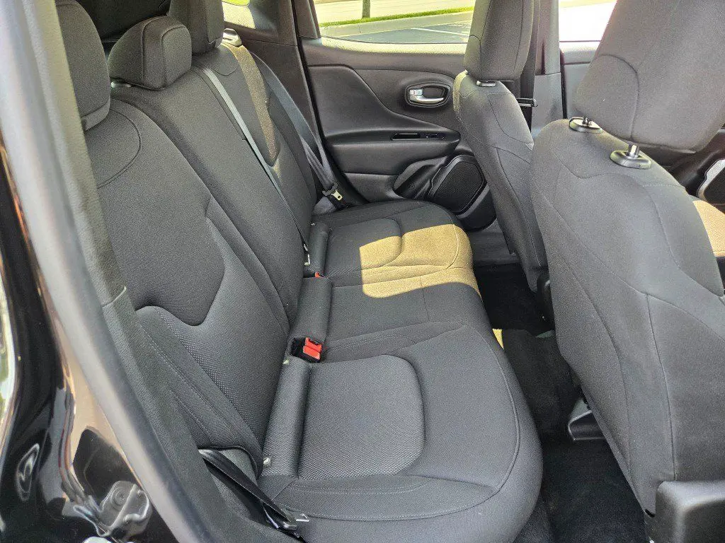 2023 Jeep Renegade - $18,610