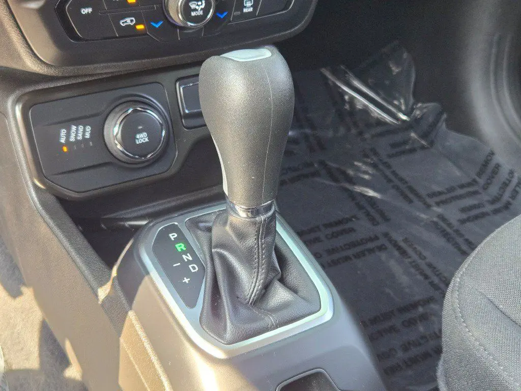 2023 Jeep Renegade - $18,610