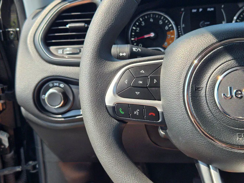 2023 Jeep Renegade - $18,610