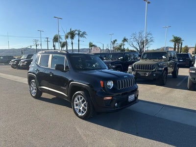 2023 Jeep Renegade 4X4 Latitude 4DR SUV