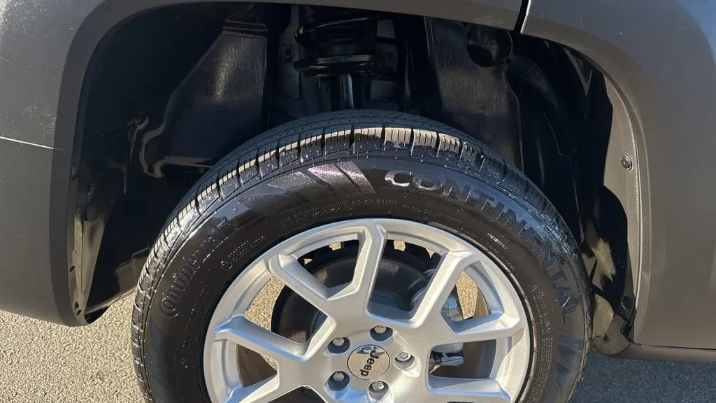 2023 Jeep Renegade (Red) Edition
