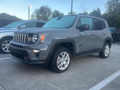2022 Jeep Renegade 4X4 Latitude 4DR SUV