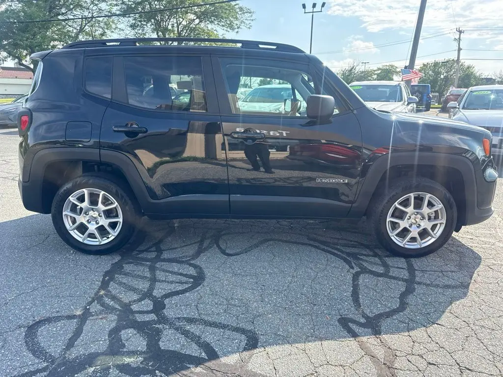 2022 Jeep Renegade - $18,275