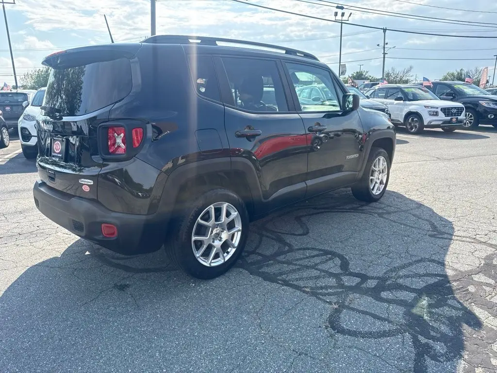2022 Jeep Renegade - $18,275