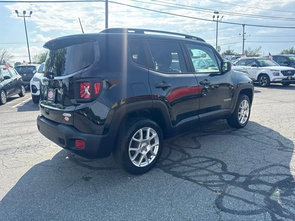 2022 Jeep Renegade - $18,275