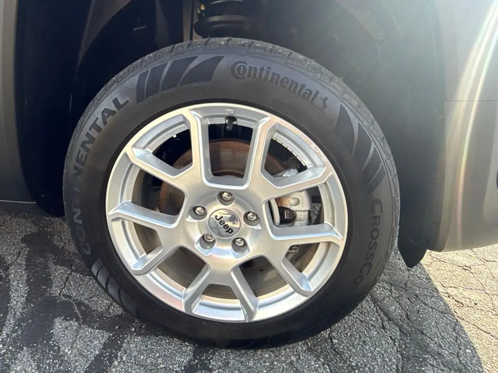 2022 Jeep Renegade - $18,275