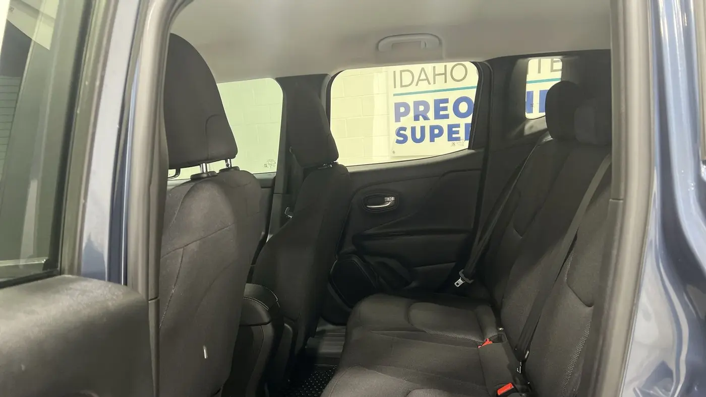 2023 Jeep Renegade Latitude