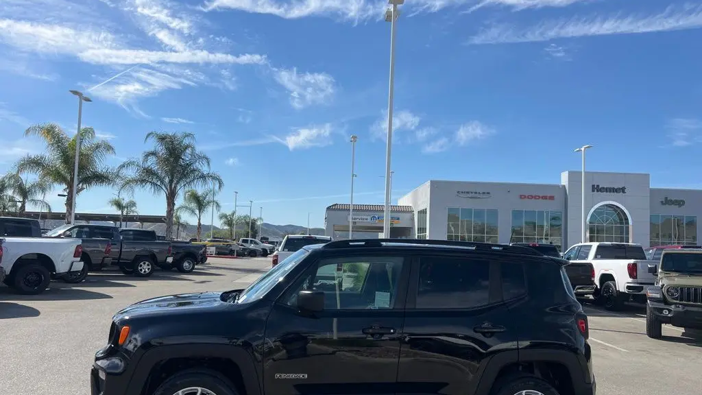 2023 Jeep Renegade Latitude