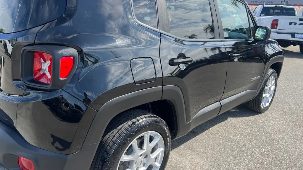 2023 Jeep Renegade Latitude