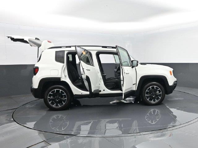 2023 Jeep Renegade - $17,424