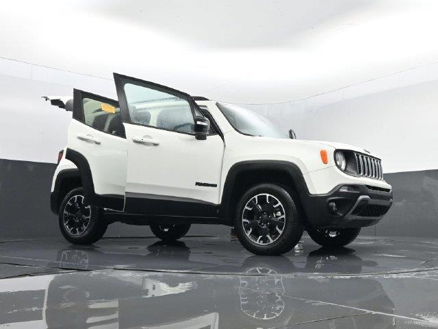 2023 Jeep Renegade - $17,424