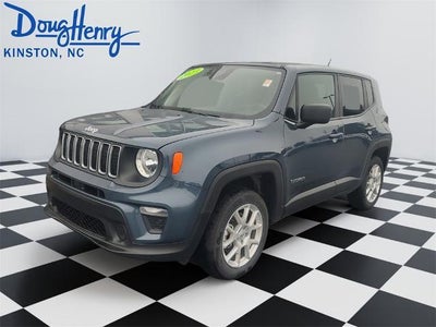 2023 Jeep Renegade 4X4 Latitude 4DR SUV