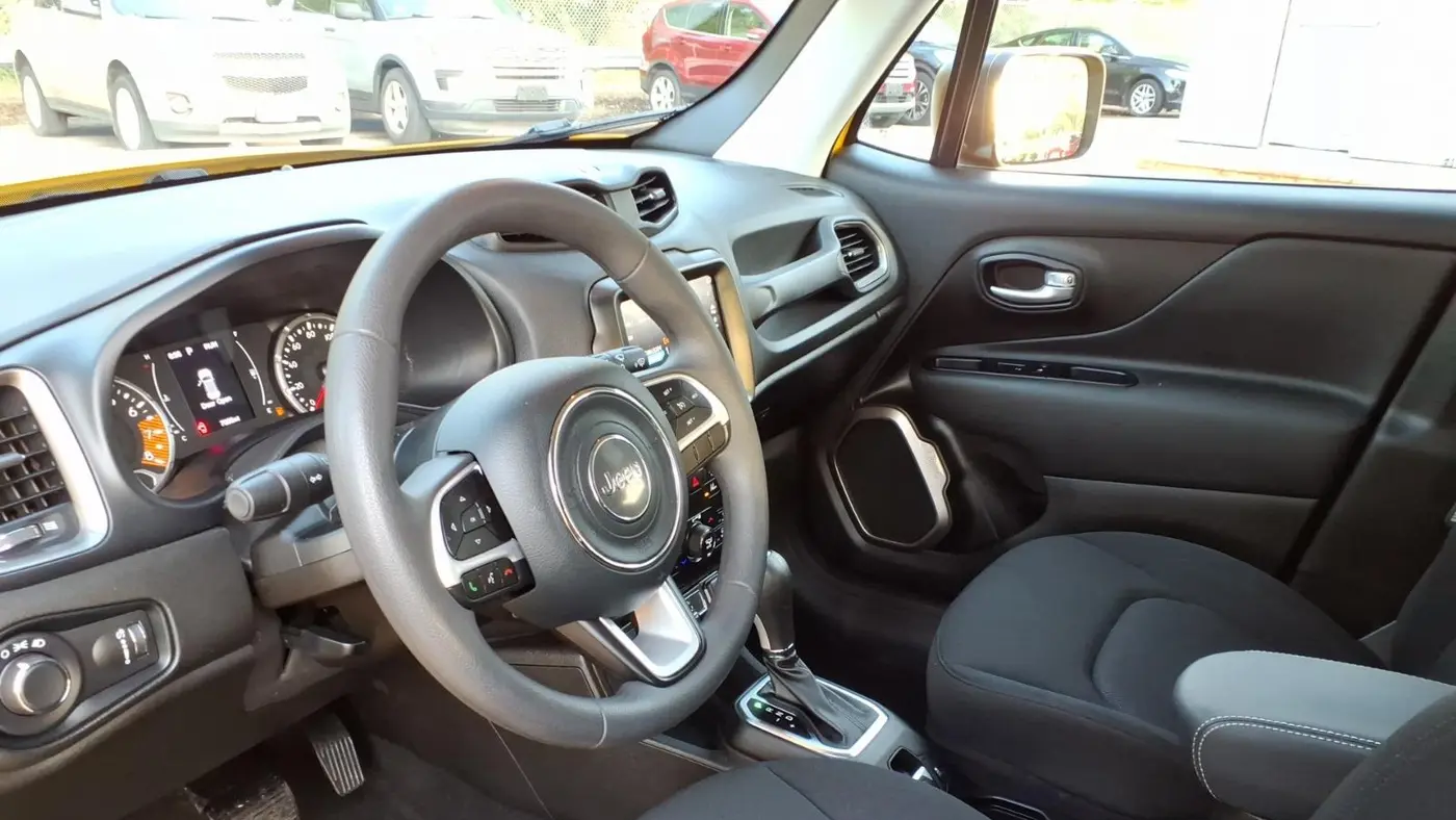 2023 Jeep Renegade Latitude