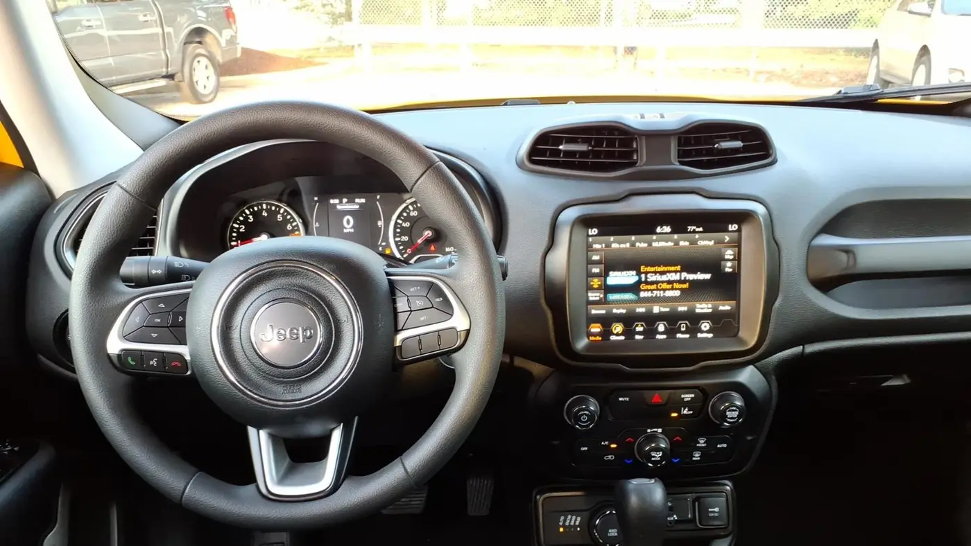 2023 Jeep Renegade Latitude