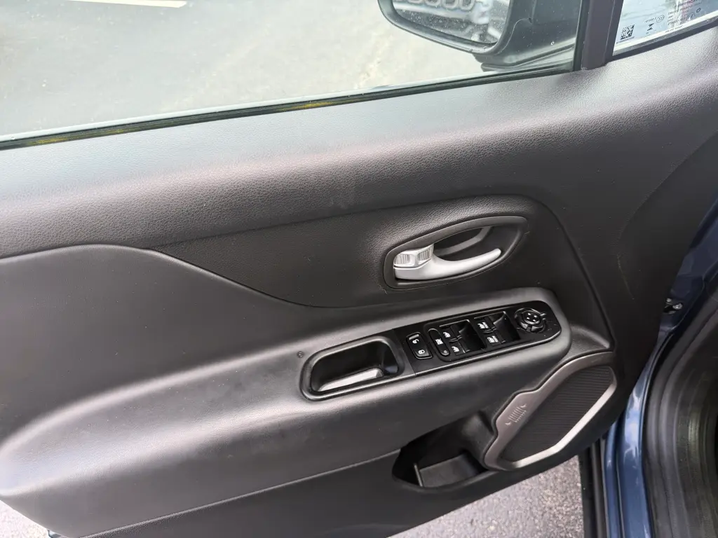 2023 Jeep Renegade - $19,995