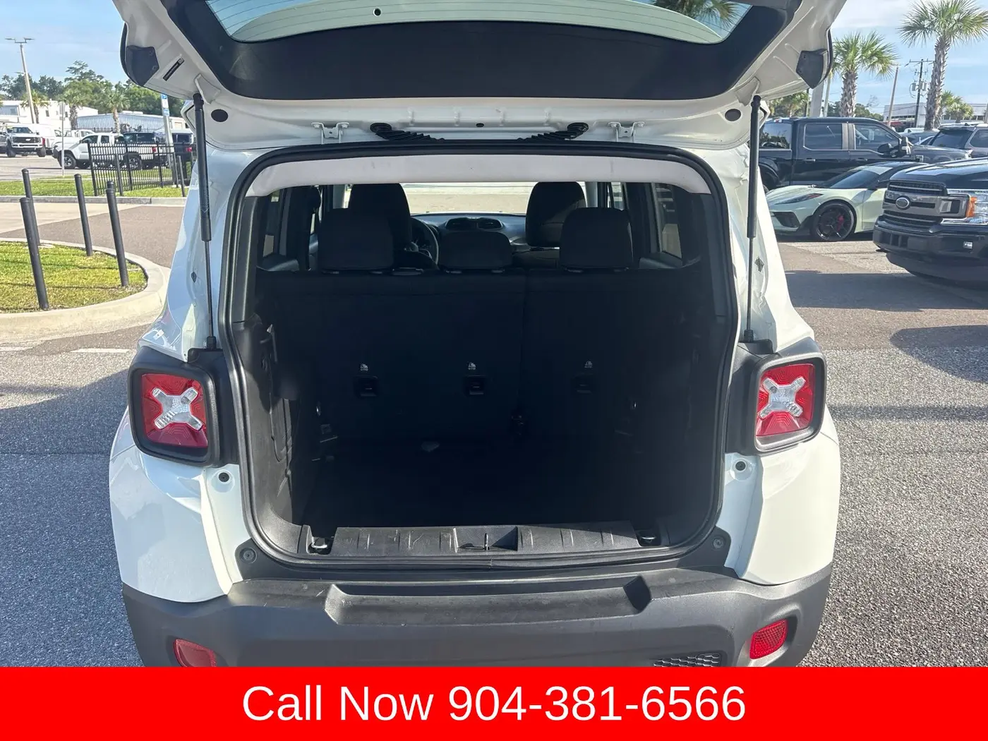 2023 Jeep Renegade - $18,500
