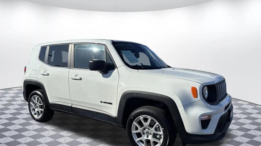 Preowned 2023 Jeep Renegade Latitude for Sale
