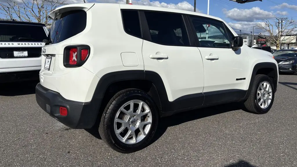 2023 Jeep Renegade Latitude