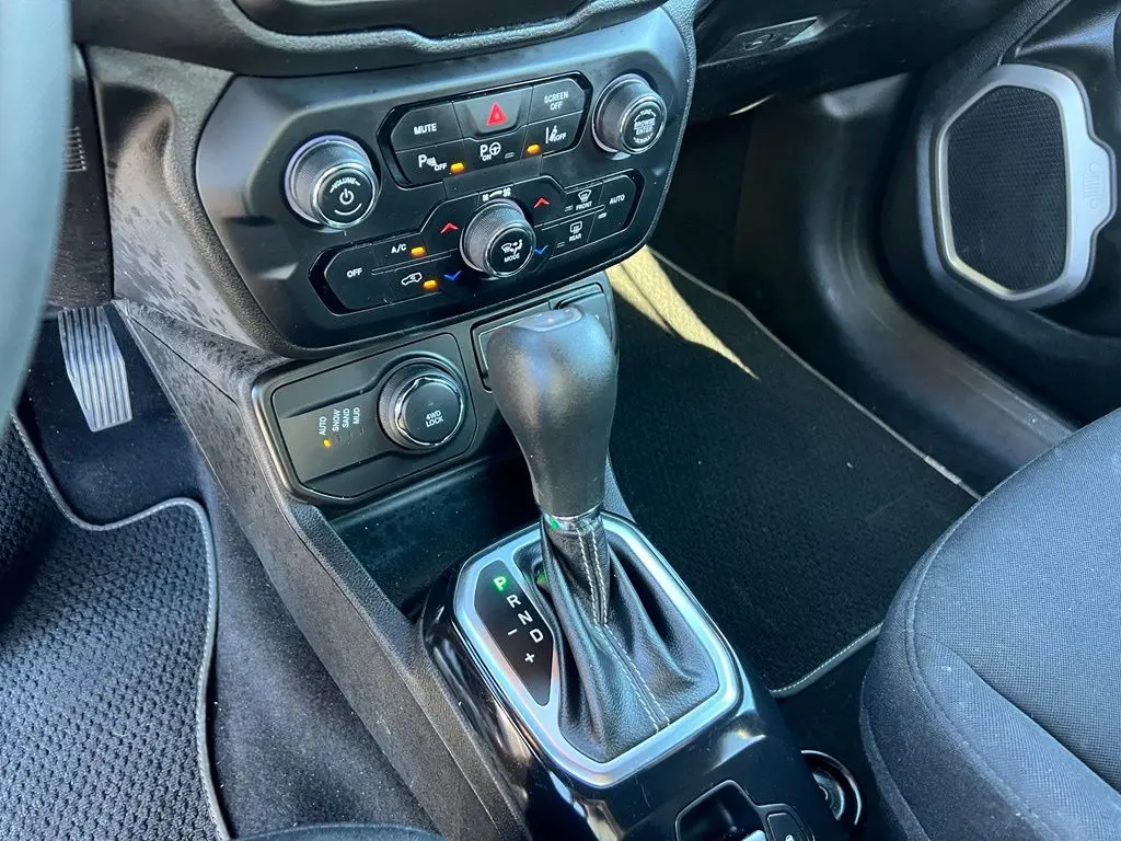 2021 Jeep Renegade - $14,894